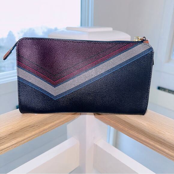 Tory Burch - Kerrington Red Agate Lyon Stripe in Navy - Picture 2 of 7